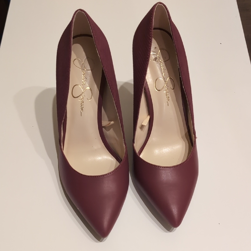 Jessica Simpson Red Heels Classic Pointed-Toe Design